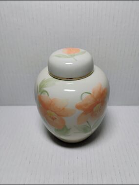 Porcelain Floral Ginger Jar in Peach and Green with Gold Trim